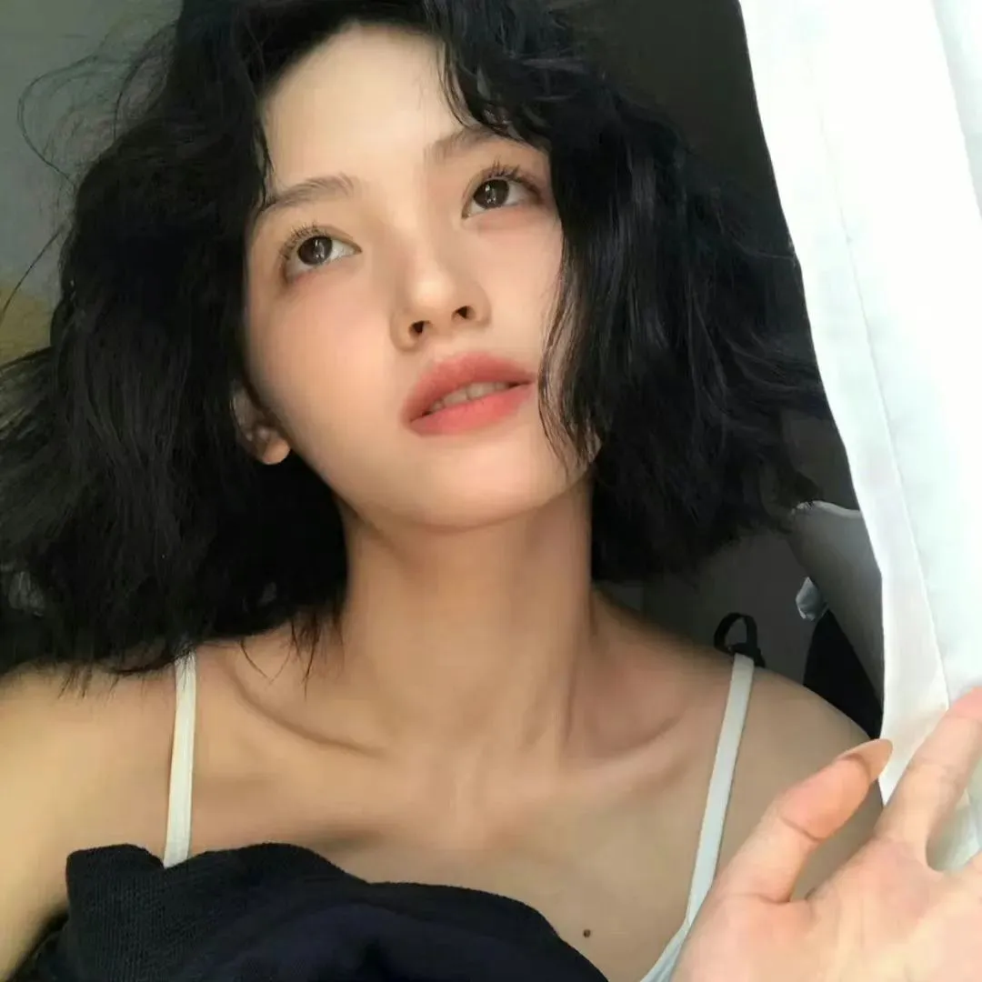 压抑惊悚经典《鬼水怪谈》高清在线：水箱里到底藏着什么？日式氛围恐怖的极致体现