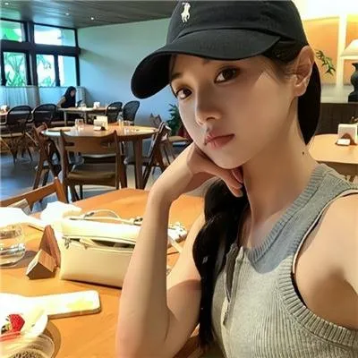 探讨女性婚姻《麦秋》原节子经典之作：大家族中大龄未婚女儿的婚嫁风波，细水长流的家庭剧