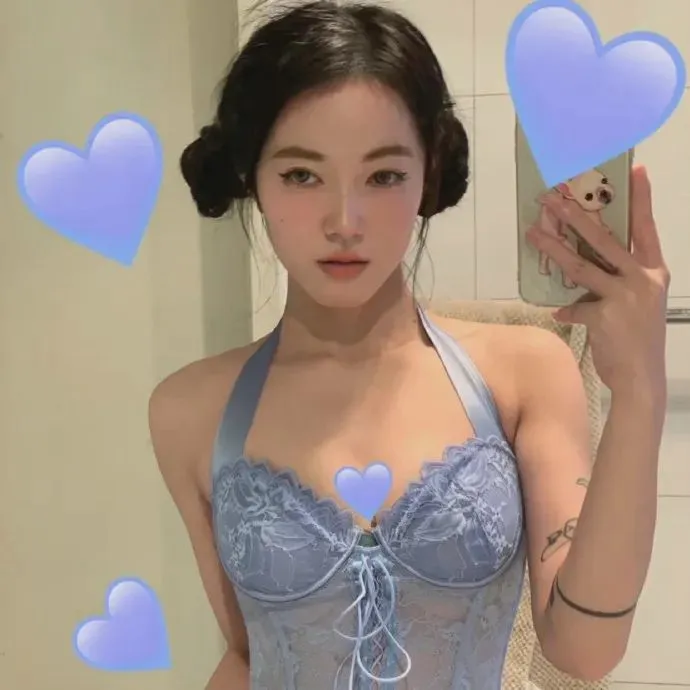 网络时代的虚拟偶像《雀斑公主》高清蓝光：社恐少女在元宇宙化身绝美歌姬，绝美视听盛宴