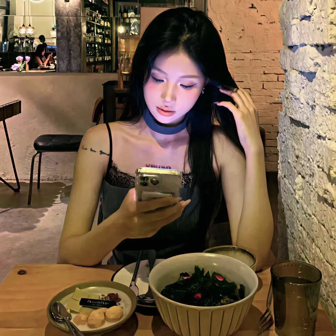 韩国奇幻纯爱《内在美》高清在线：每天醒来都会变成不同的人，你还会爱我吗？